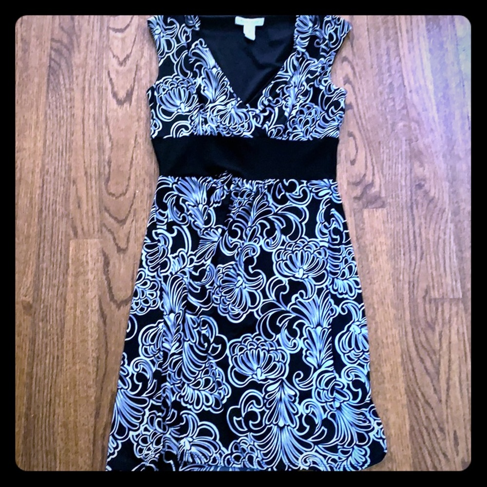 White House Black Market S Floral Dress
